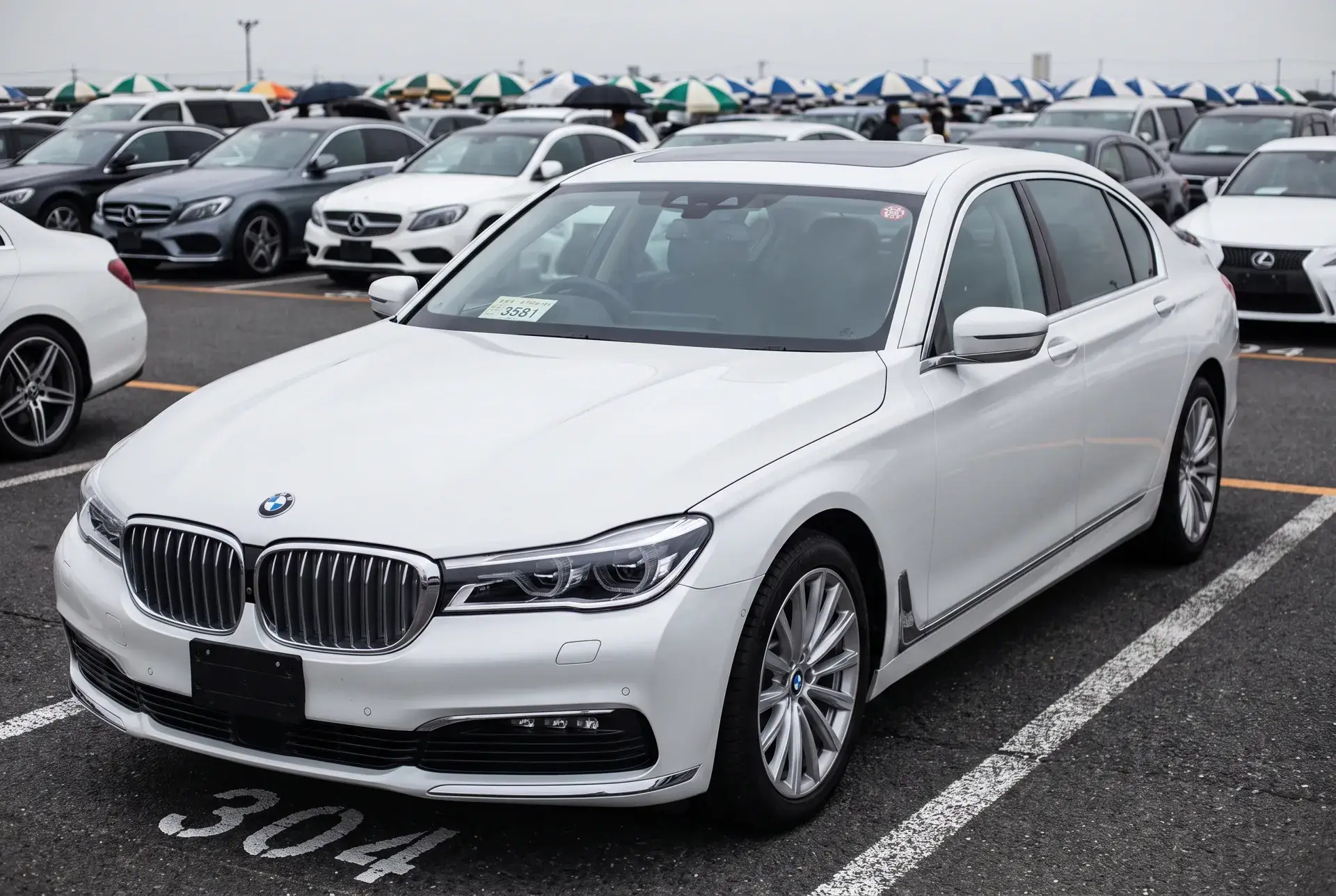Ilustrační foto vozu BMW M760Li xDrive V12
